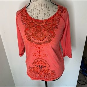 Coral Top with sparkling Details